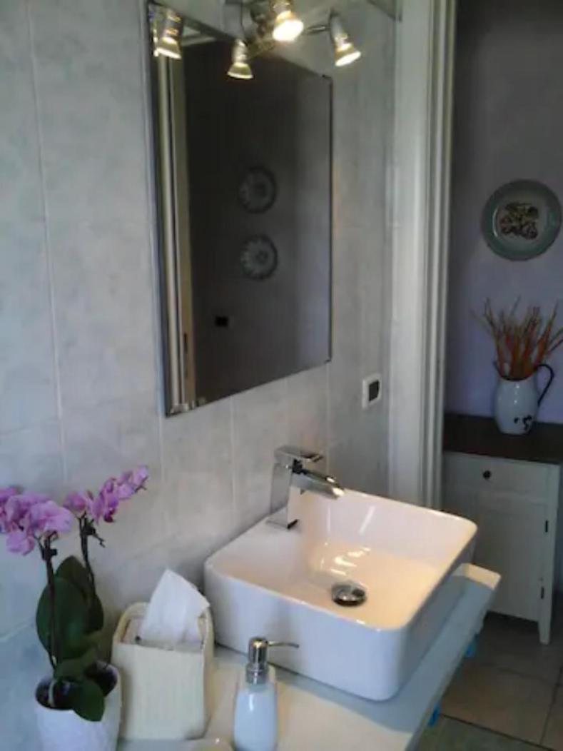 La Casa Di Ortensia Parma Exteriör bild