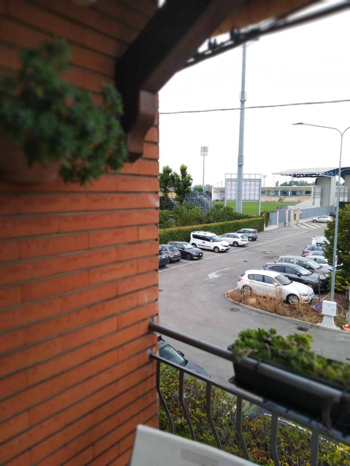 La Casa Di Ortensia Parma Exteriör bild